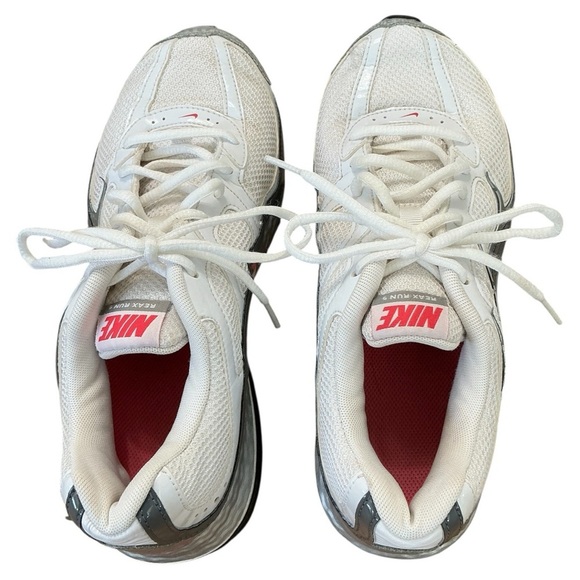 NIKE RELAX WOMENS RUNNING SHOES SIZE 9 - Picture 2 of 5